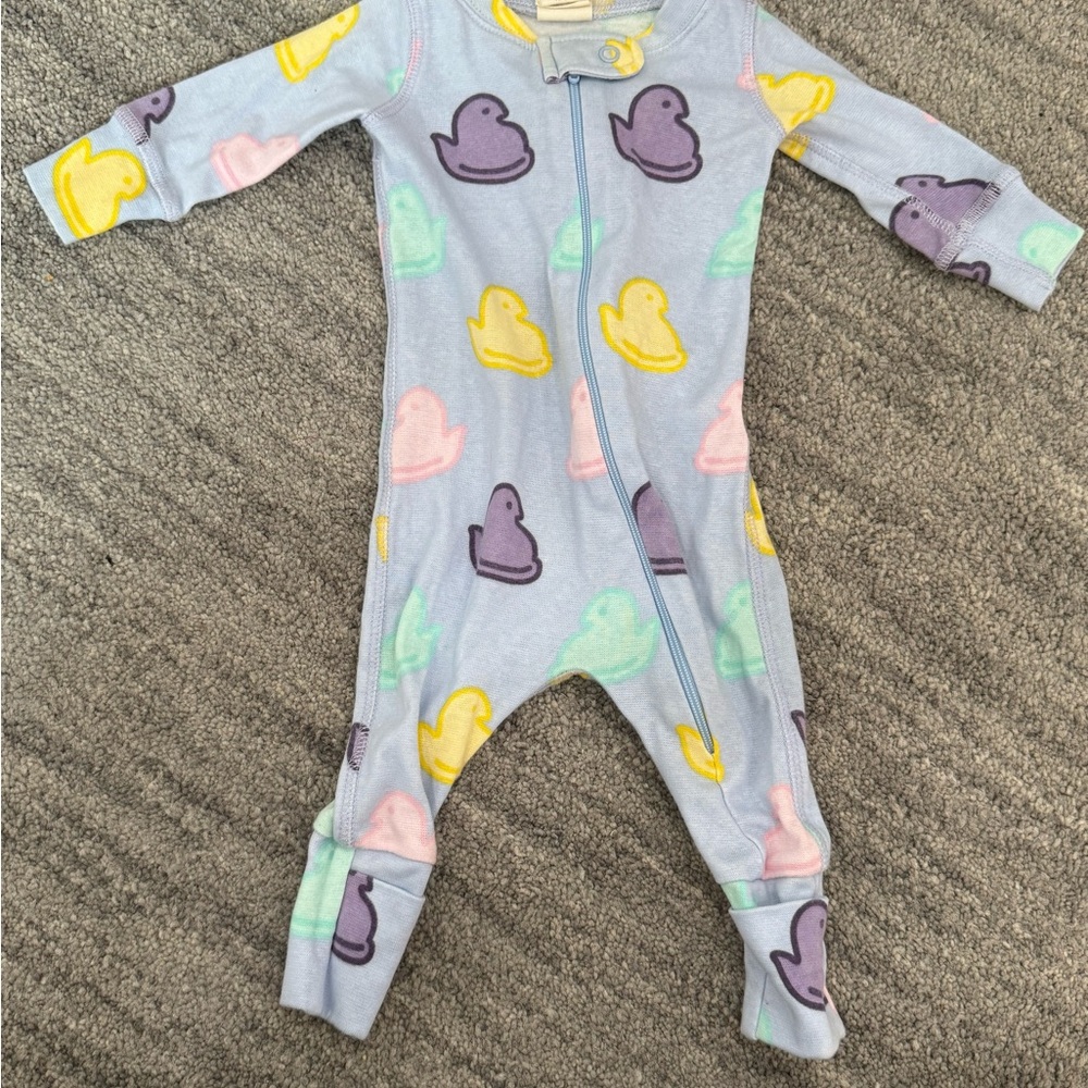 Monica + Andy Marshmallow Peeps Print Kids Zip Onesie
